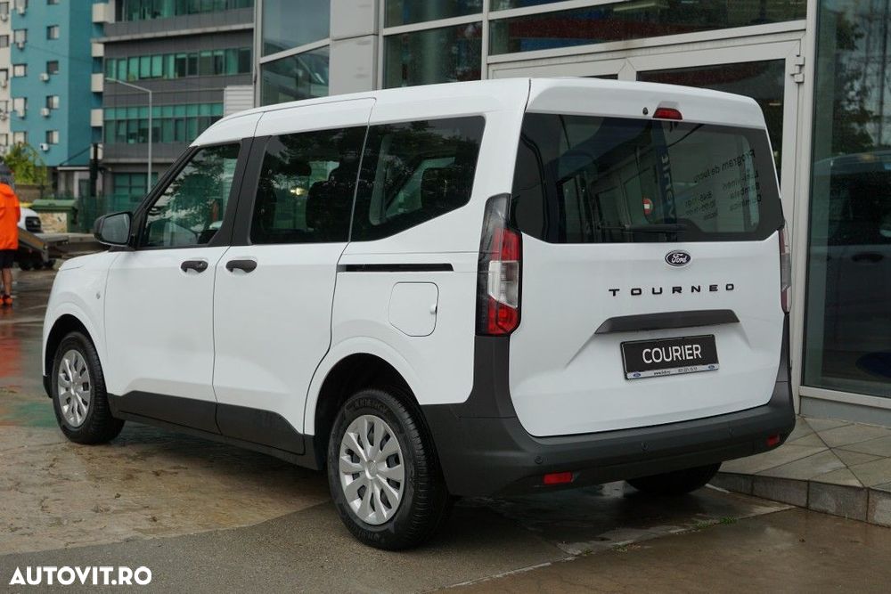 Ford Tourneo Courier 1.0 EcoBoost M6 Trend - 5