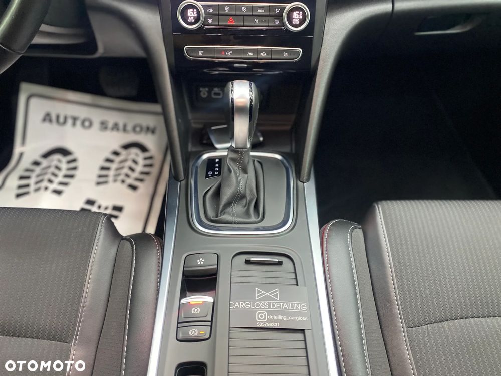 Renault Megane TCe 140 GPF EDC INTENS - 36