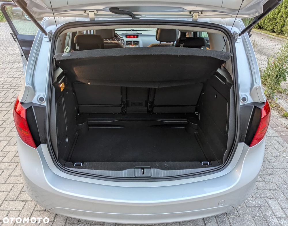 Opel Meriva - 9
