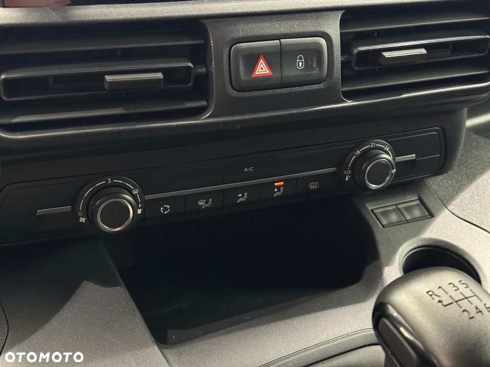 Peugeot partner Standard - 24