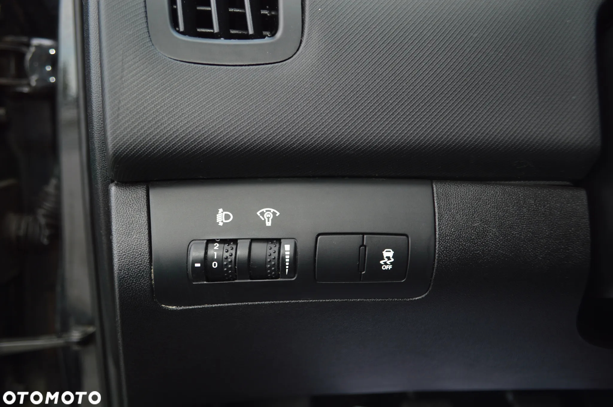 Kia Ceed - 22