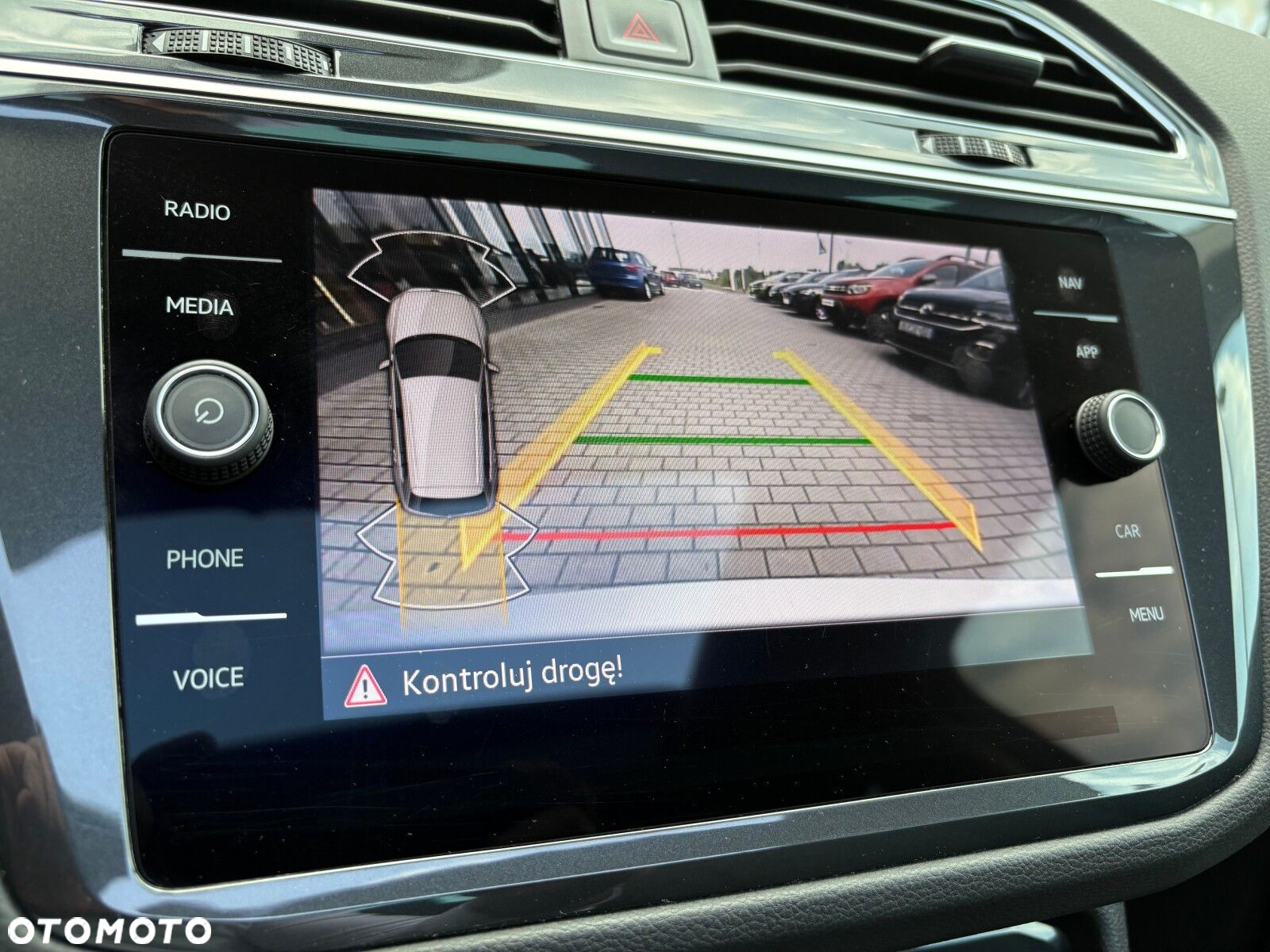 Volkswagen Tiguan 1.5 TSI EVO Elegance DSG - 34