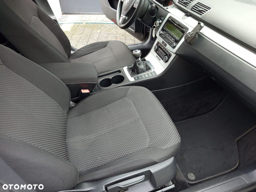 Volkswagen Passat Variant 2.0 TDI Comfortline - 20