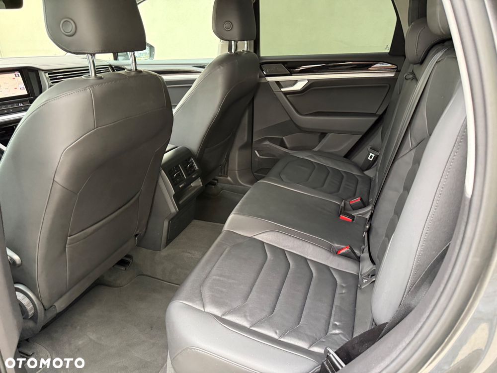 Volkswagen Touareg 3.0 V6 TDI SCR 4Mot - 24
