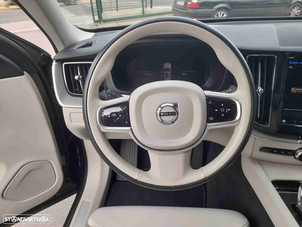 Volvo XC 60 2.0 T6 PHEV Plus Bright AWD - 9