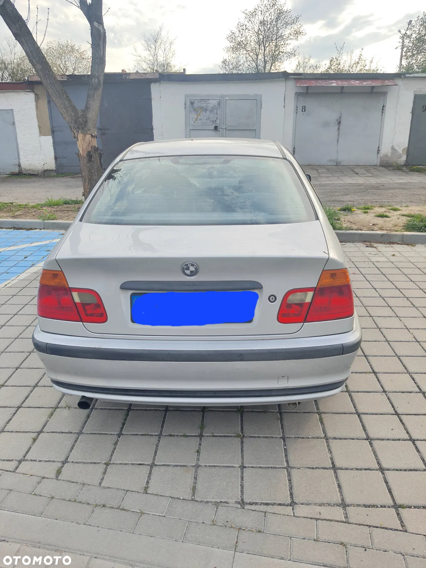 BMW Seria 3 318i - 3