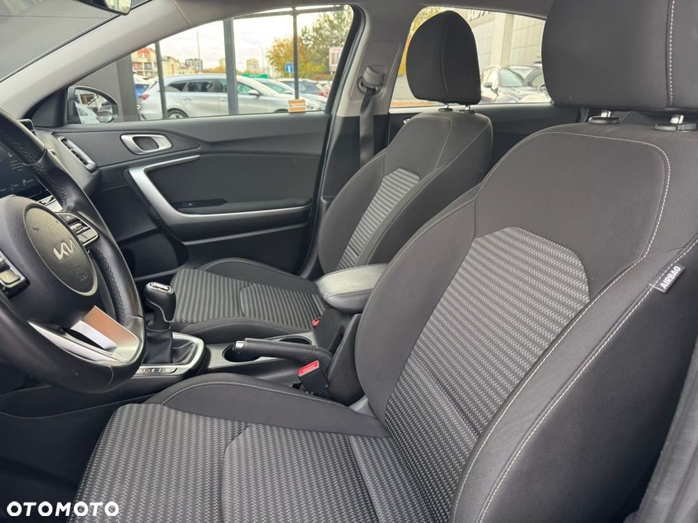 Kia Ceed 1.5 T-GDI M - 9