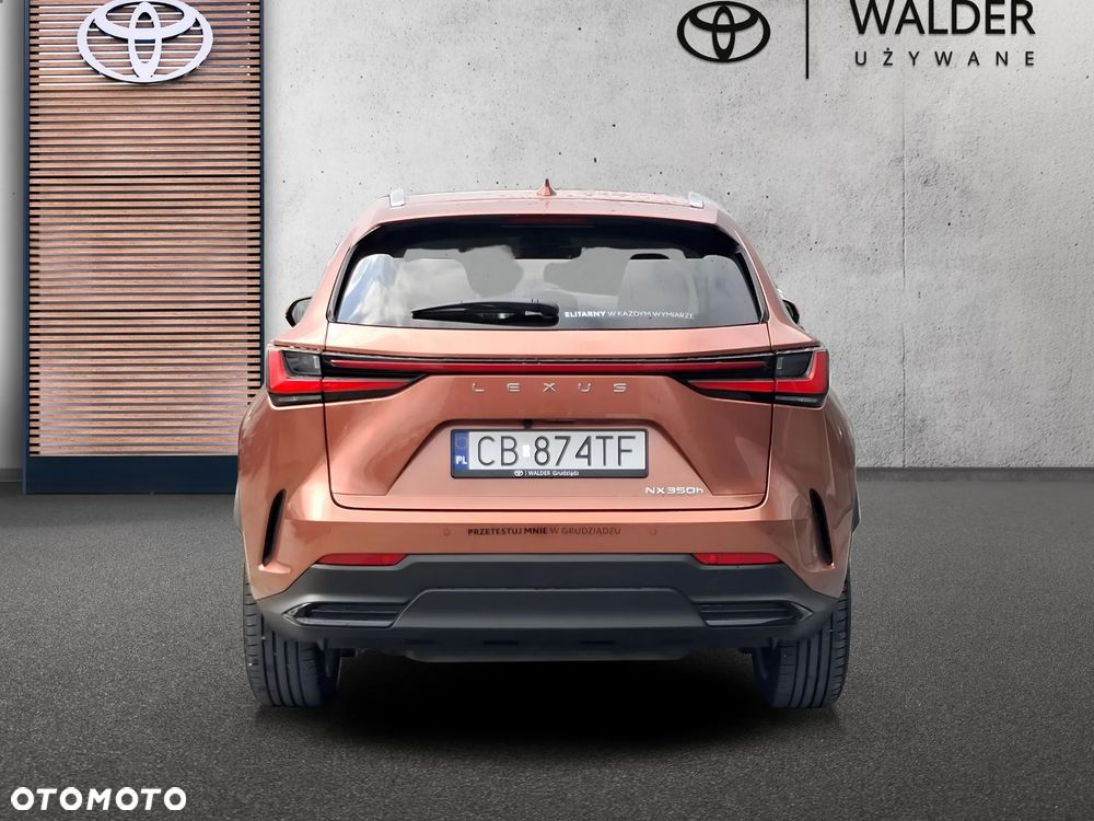 Lexus NX - 4
