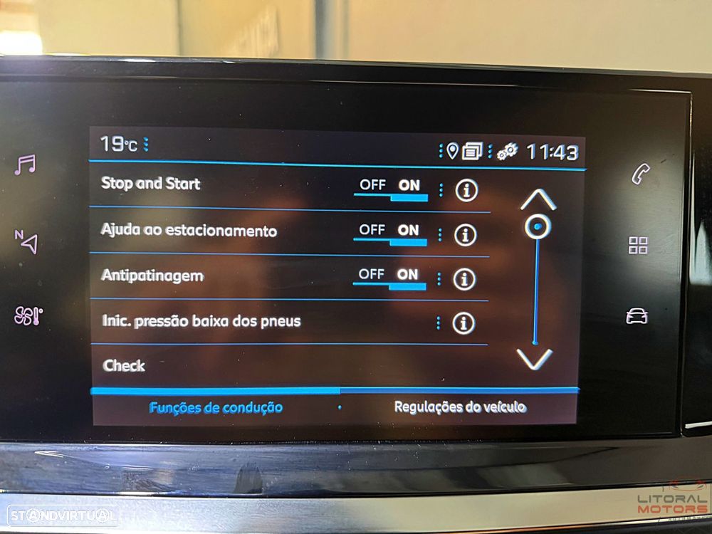 Peugeot 2008 1.2 PureTech Active - 33