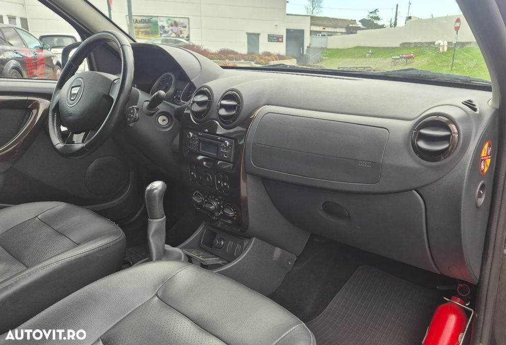 Dacia Duster 1.6 4x2 Laureate - 13