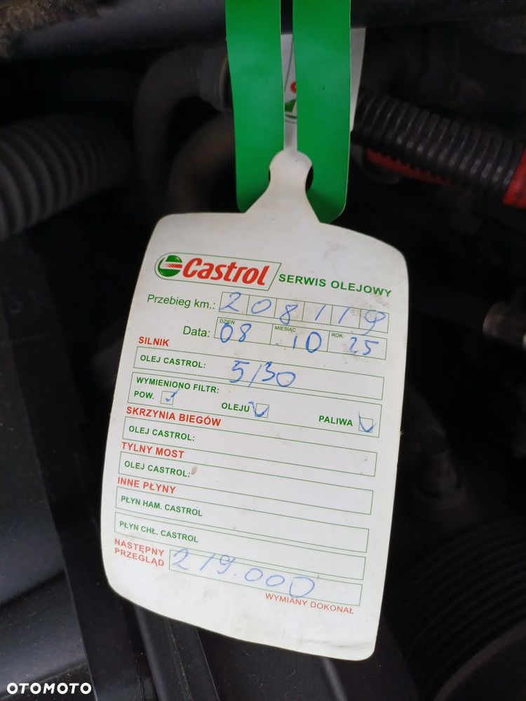 BMW Seria 5 520i - 28
