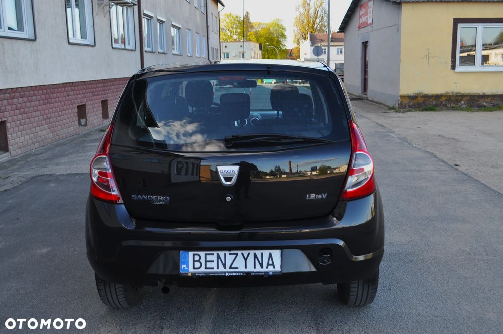 Dacia Sandero 1.2 16V - 8