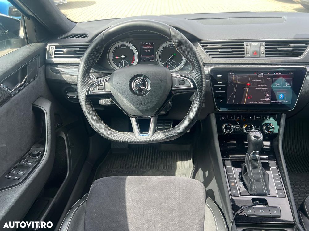 Skoda Superb 2.0 TDI DSG Sportline - 9