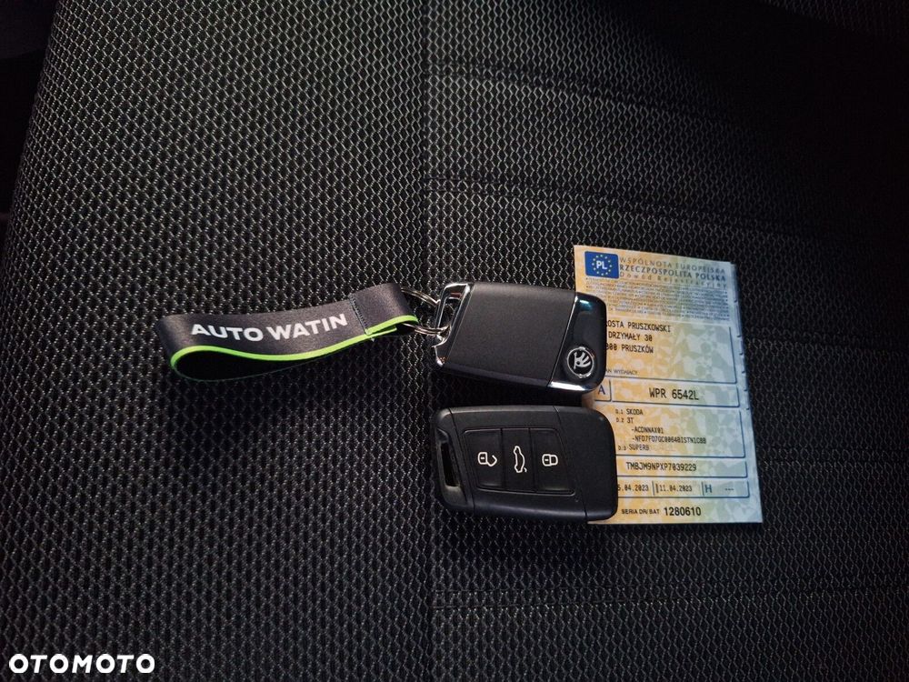 Skoda Superb 2.0 TSI Style DSG - 41