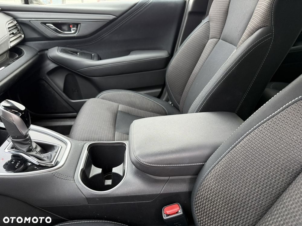 Subaru Outback 2.5i Active (EyeSight) Lineartronic - 9