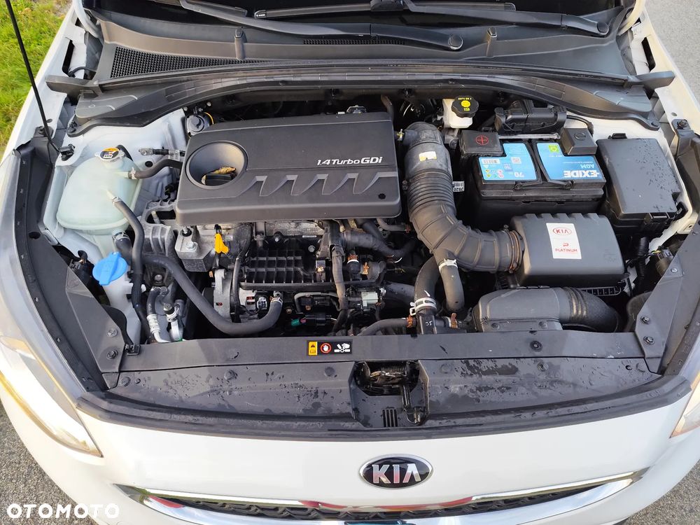 Kia Ceed 1.4 T-GDI S - 23