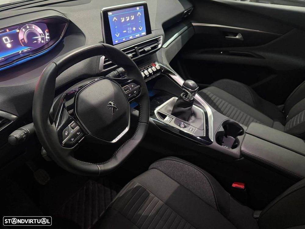 Peugeot 3008 1.2 PureTech Active Pack - 11