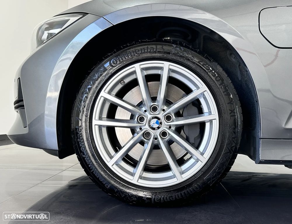 BMW 320 e Corporate Edition Auto - 54
