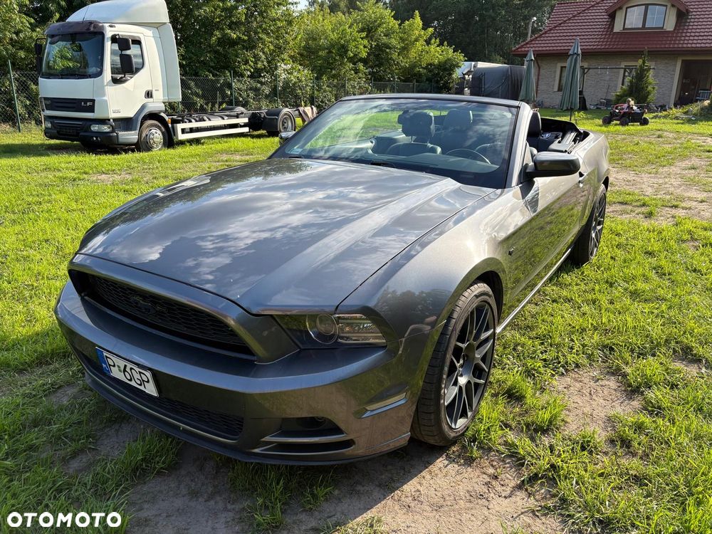 Ford Mustang 3.7 V6 Premium - 2