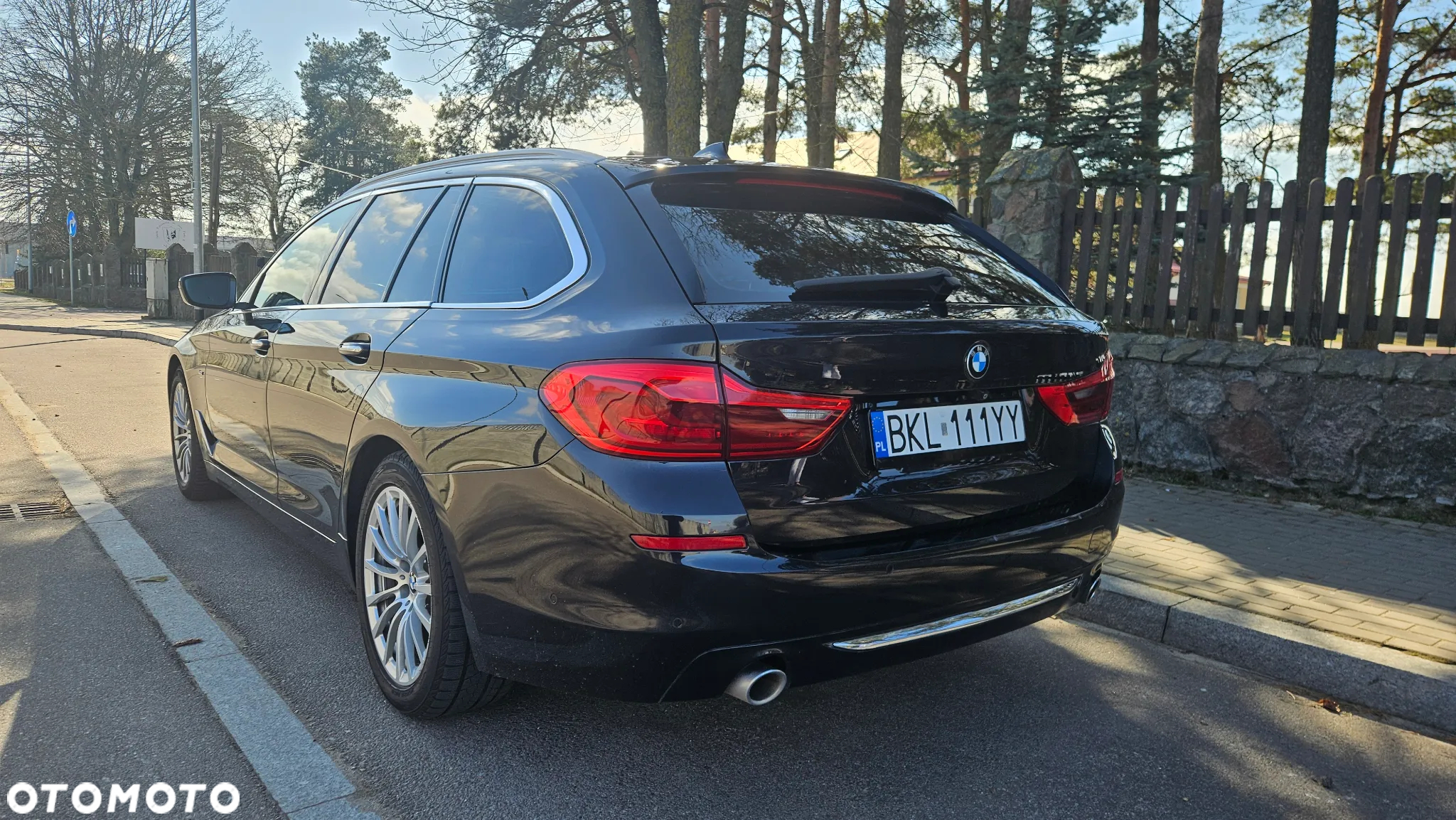 BMW Seria 5 520d Touring Luxury Line - 9