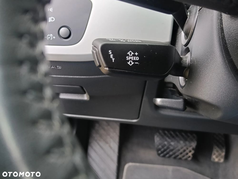 Audi A4 Limousine 2.0 TFSI quattro S tronic design - 25