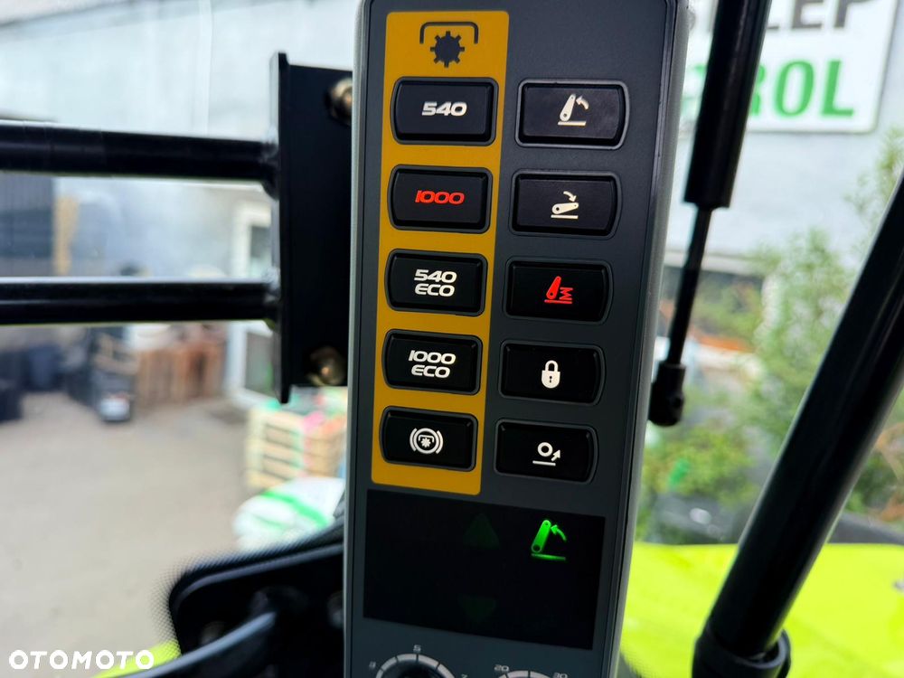 Claas Arion 640 - 39