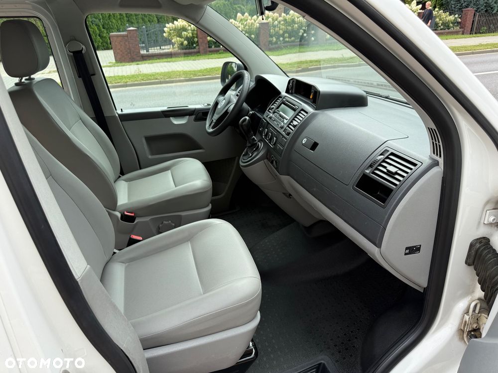 Volkswagen Transporter - 15