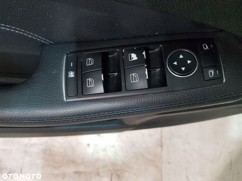 boczki drzwi skóra mercedes e-klasa w212 lift kombi komplet - 5