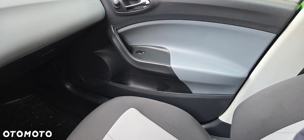 Seat Ibiza 1.4 16V Reference - 18