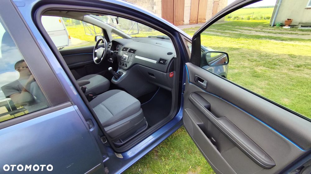Ford Focus C-Max - 12