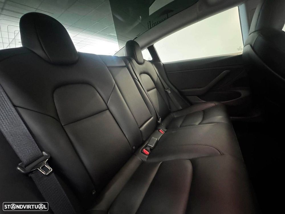 Tesla Model 3 Long-Range Dual Motor AWD - 15
