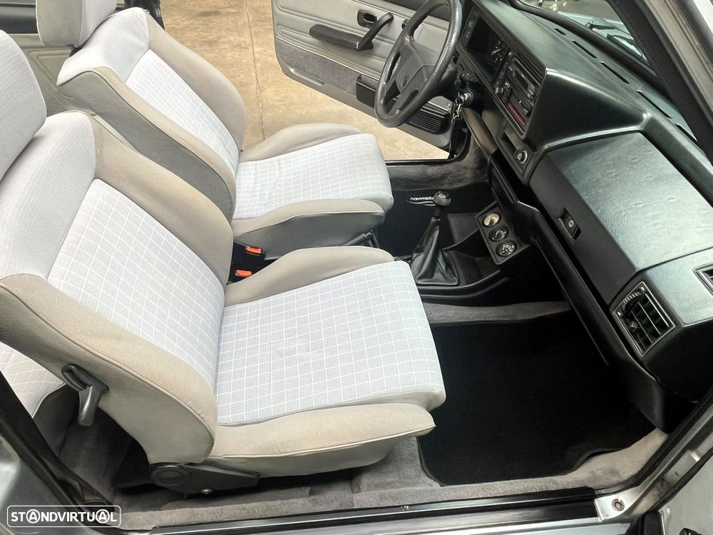VW Golf Cabriolet - 13