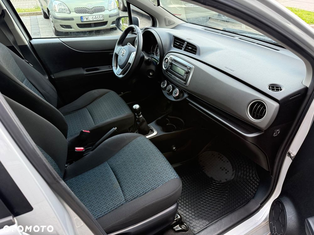 Toyota Yaris 1.33 Premium - 15