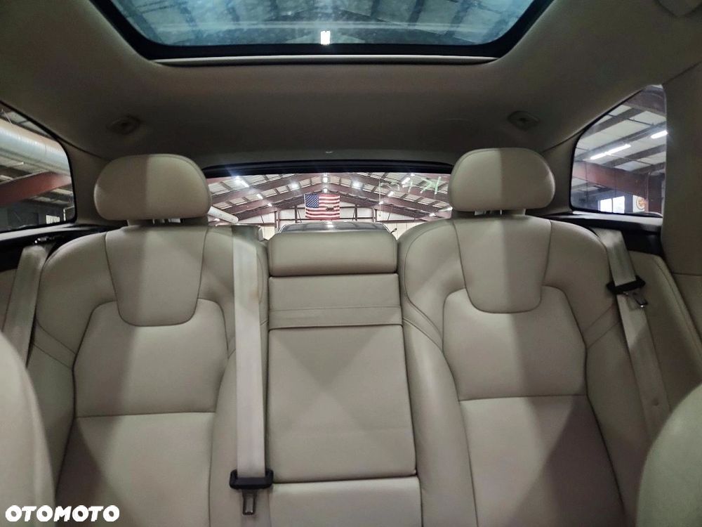 Volvo XC 60 - 10