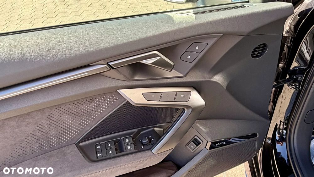 Audi RS3 Sportback - 12