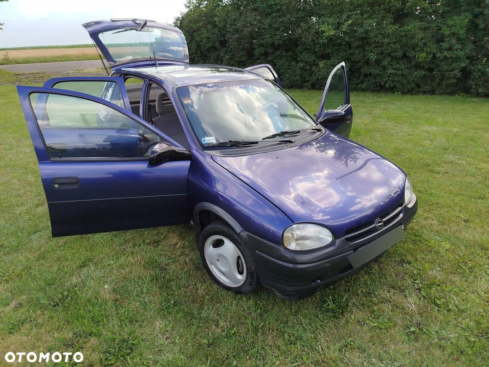 Opel Corsa - 1