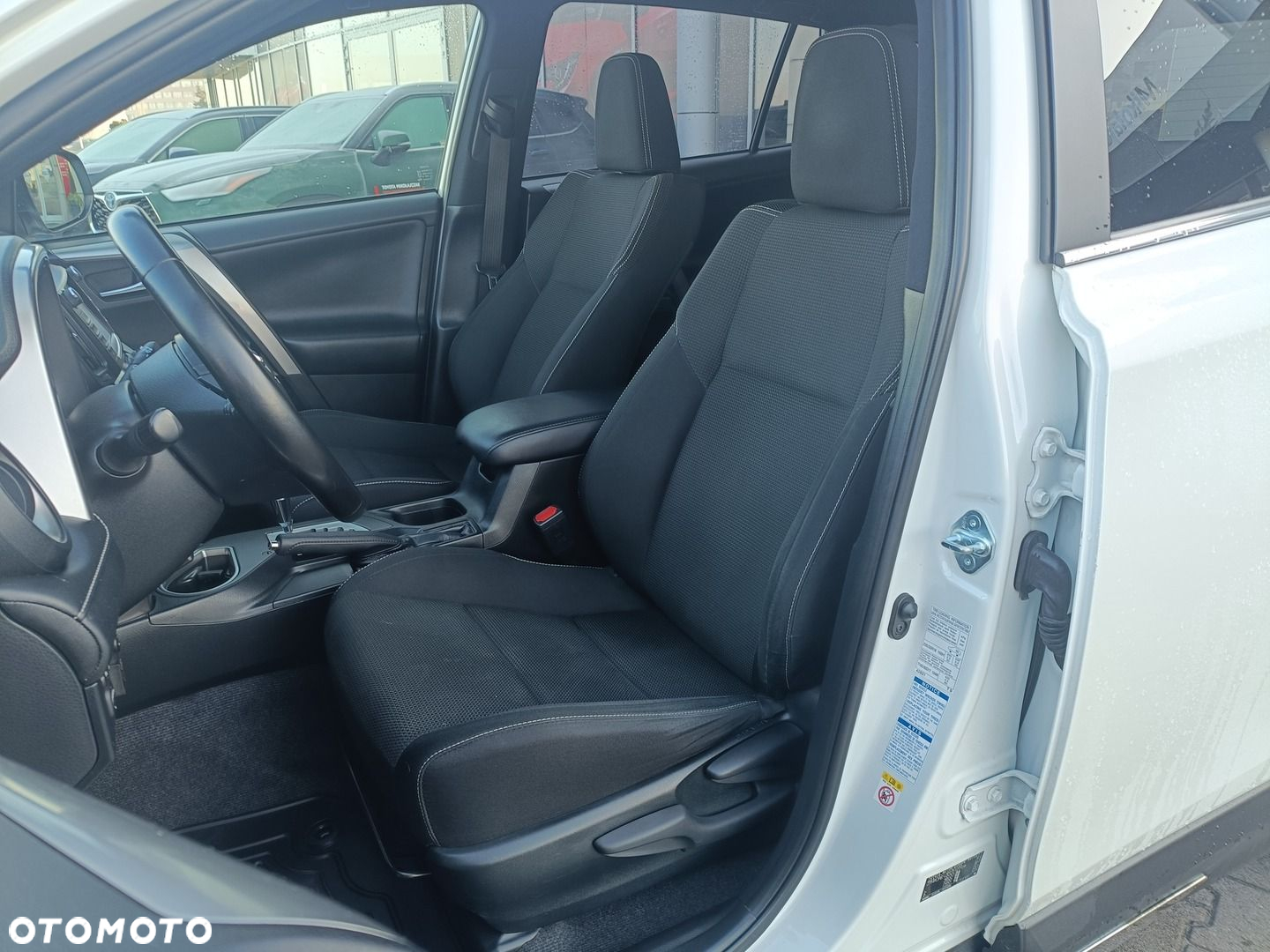 Toyota RAV4 - 15