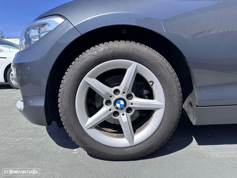 BMW 116 d Sport Line - 9