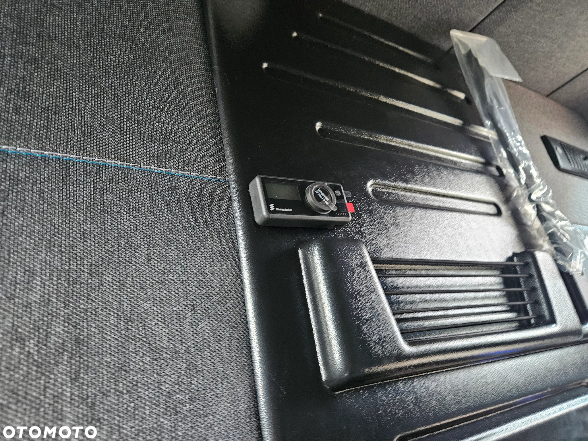Renault nowy Master międzynarodówka 10 EP DPR - 18