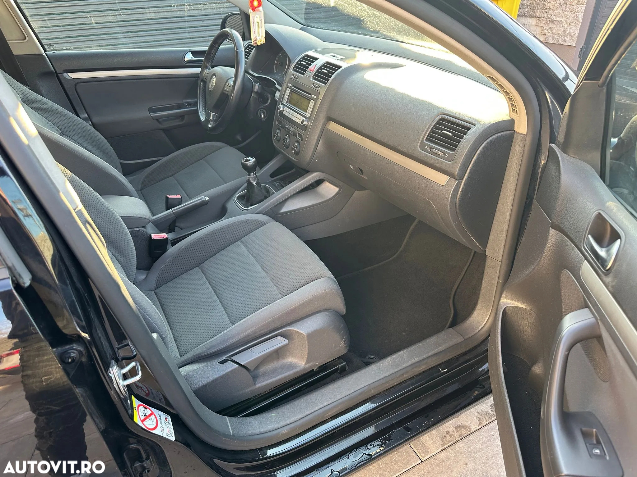 Volkswagen Golf 1.9 TDI Comfortline DPF - 14