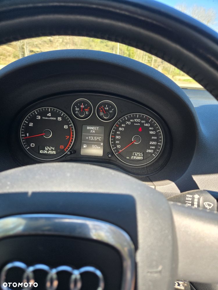 Audi A3 Cabrio 1.8 TFSI Attraction - 2