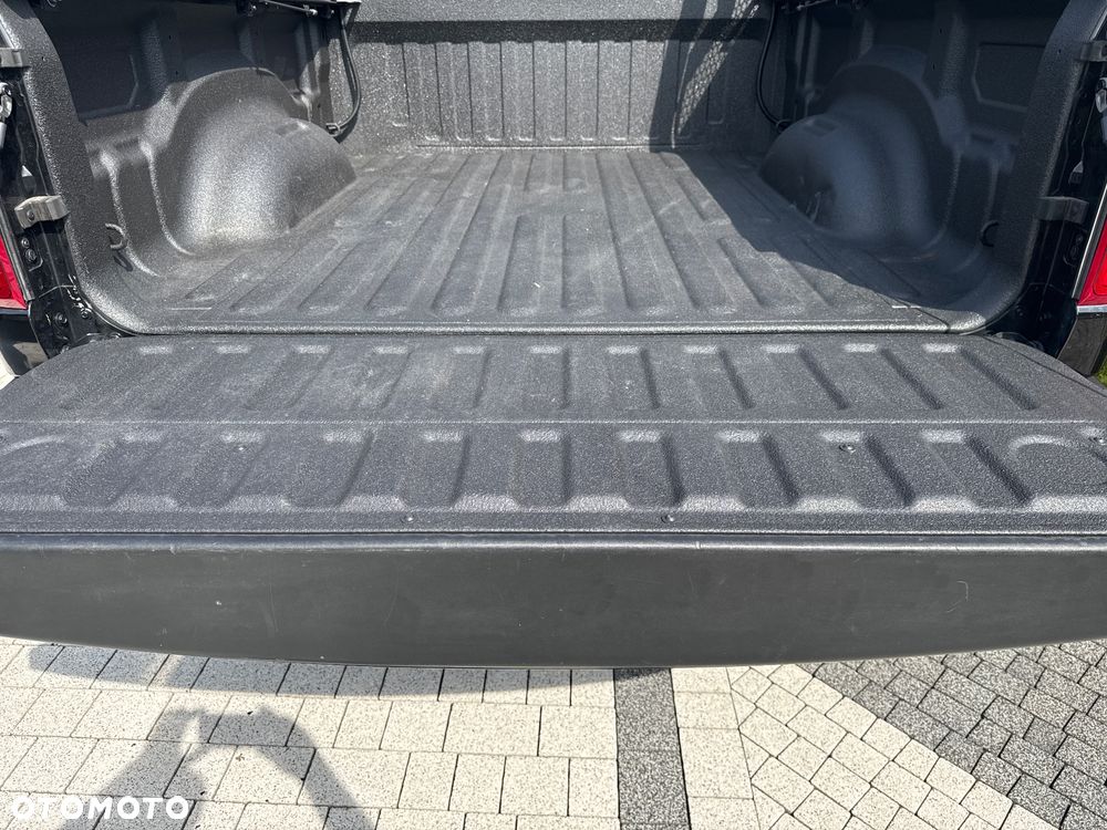 RAM 1500 Crew Cab Laramie - 22