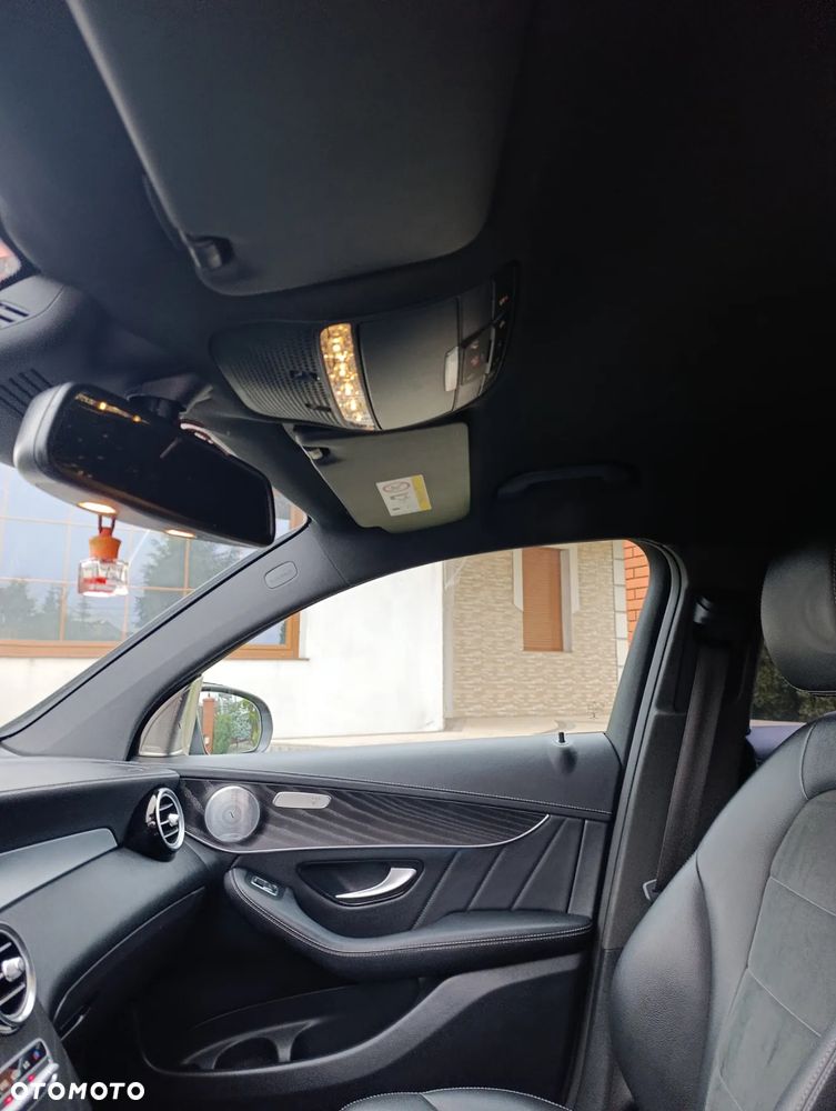 Mercedes-Benz GLC - 23