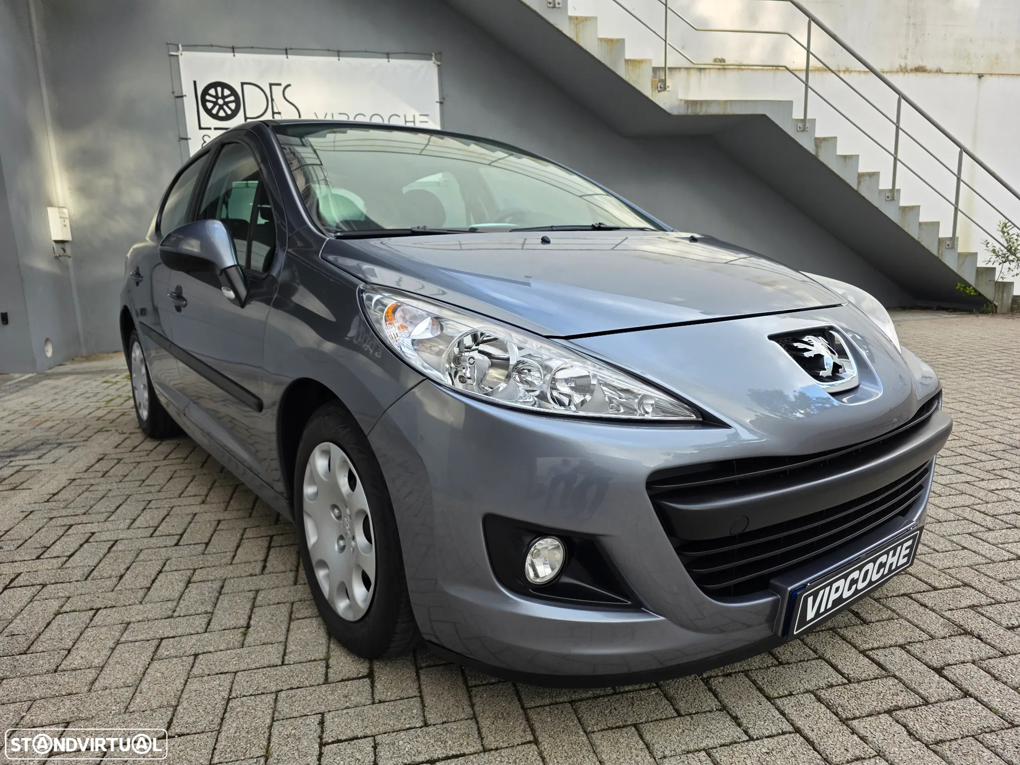 Peugeot 207 1.4 16V Active - 21