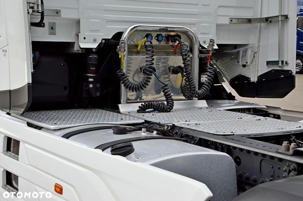 DAF XG+ 530 / ZF INTARDER / FULL LED / TRĄBY /KLIMA POST. / 2 ZBIORNIKI - 21