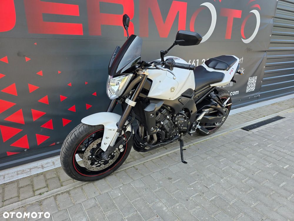 Yamaha FZ - 33