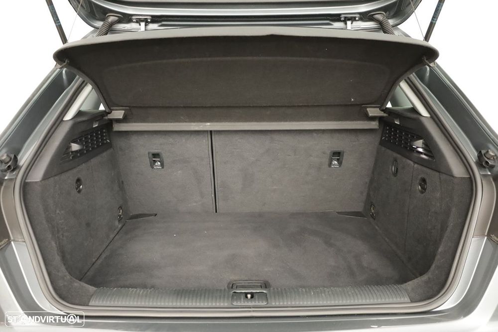 Audi A3 Sportback 30 TFSI S tronic - 23