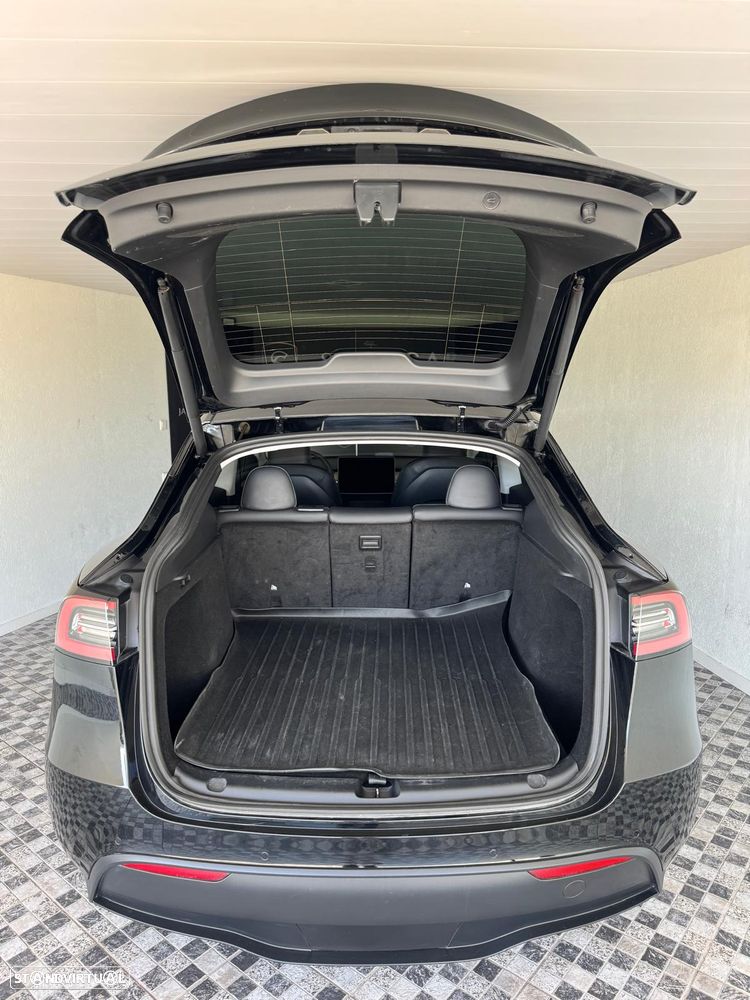 Tesla Model Y Performance Tração Integral - 24