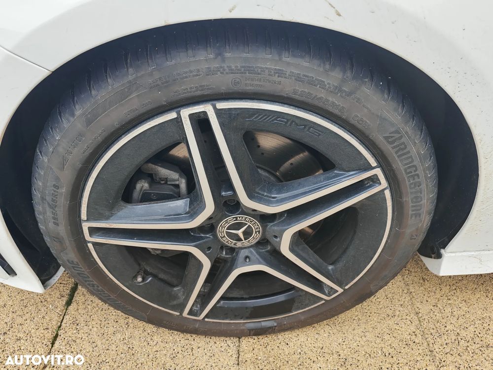 Mercedes-Benz CLA - 14