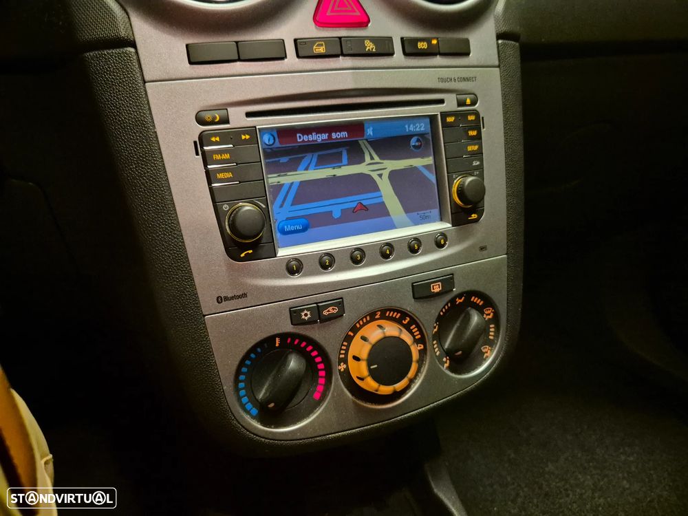 Opel Corsa 1.2 Connect - 18